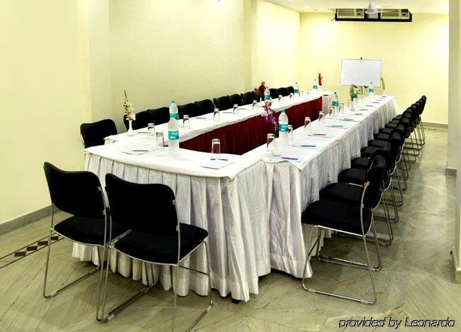 Hotel Shanti Palace West New Delhi Faciliteiten foto