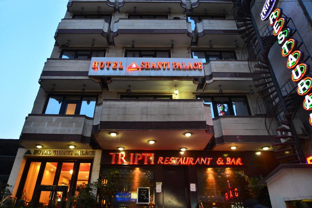 Hotel Shanti Palace West New Delhi Buitenkant foto